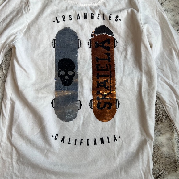 NWOT H&M Flip Shirt - Kids US8-10Y - Picture 2 of 6